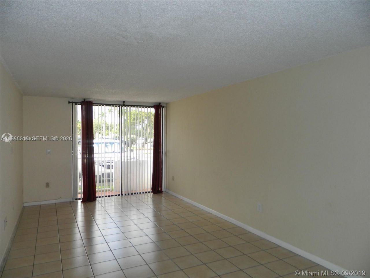 8261 NW 8th St , Unit 131, Miami, FL 33126 Photo