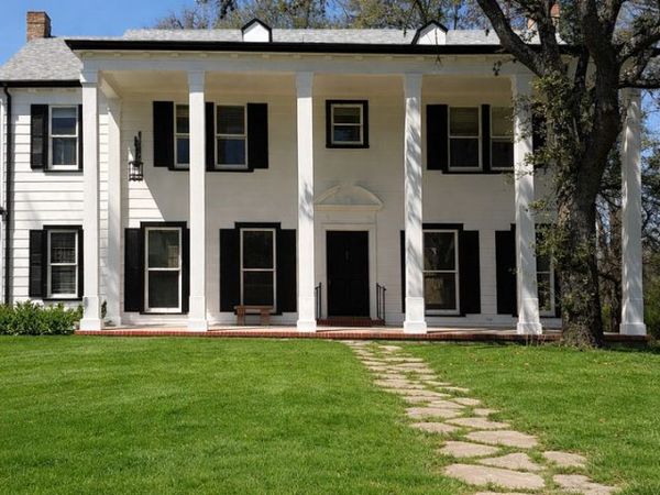 391 W Broadview, San Antonio, TX 78228