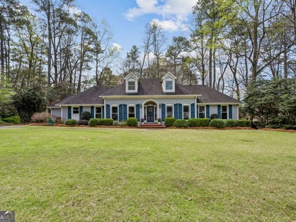 3384 Pine Meadow Road NW, Atlanta, GA 30327