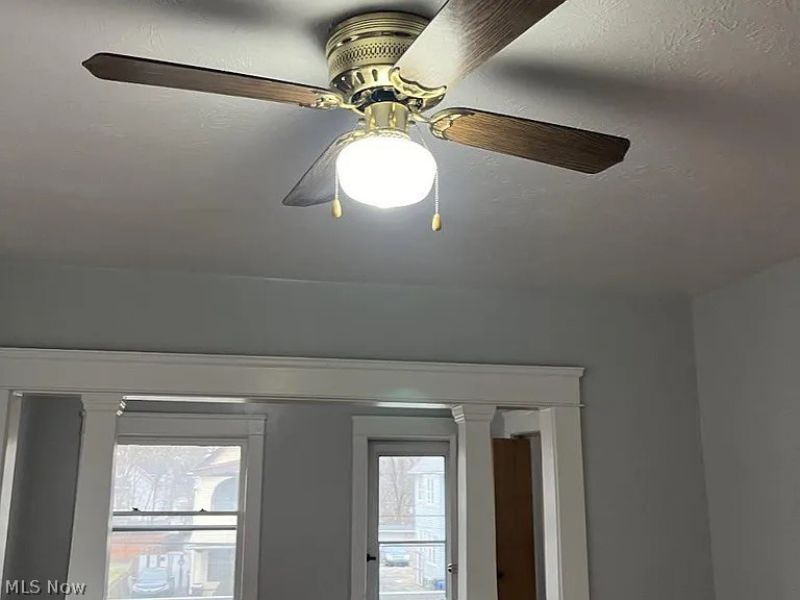 10112 Aetna Road, Cleveland, OH 44105 Photo 14