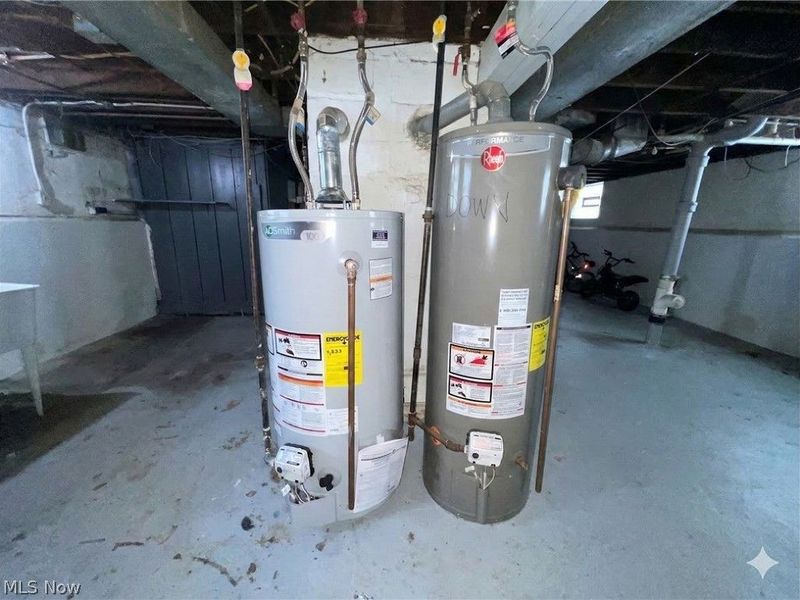 10112 Aetna Road, Cleveland, OH 44105 Photo 26