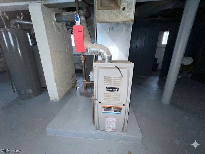 10112 Aetna Road, Cleveland, OH 44105 Photo 29