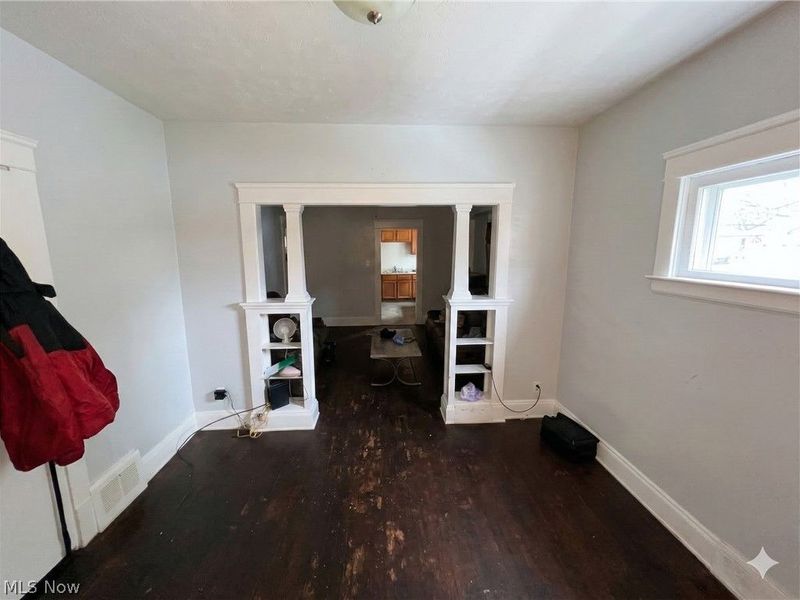 10112 Aetna Road, Cleveland, OH 44105 Photo 9