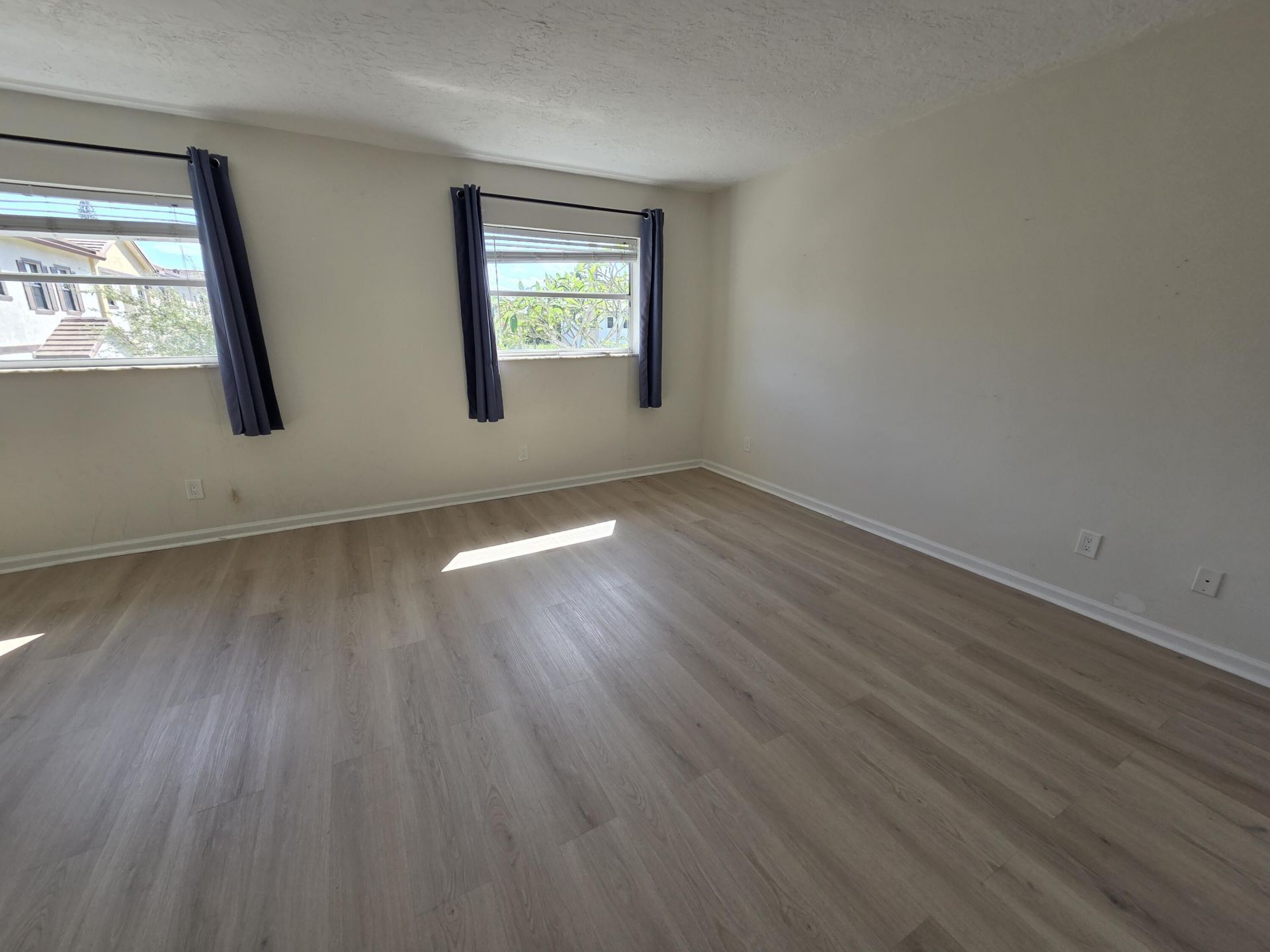 1414 NE 5th Terrace, Unit 10, Fort Lauderdale, FL 33304 Photo