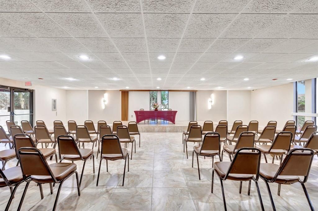 3301 NW 47th Terrace, Unit 403, Lauderdale Lakes, FL 33319 Photo