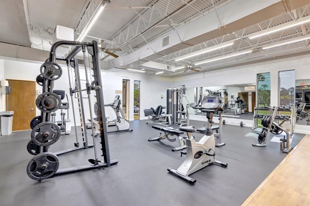 3301 NW 47th Terrace, Unit 403, Lauderdale Lakes, FL 33319 Photo