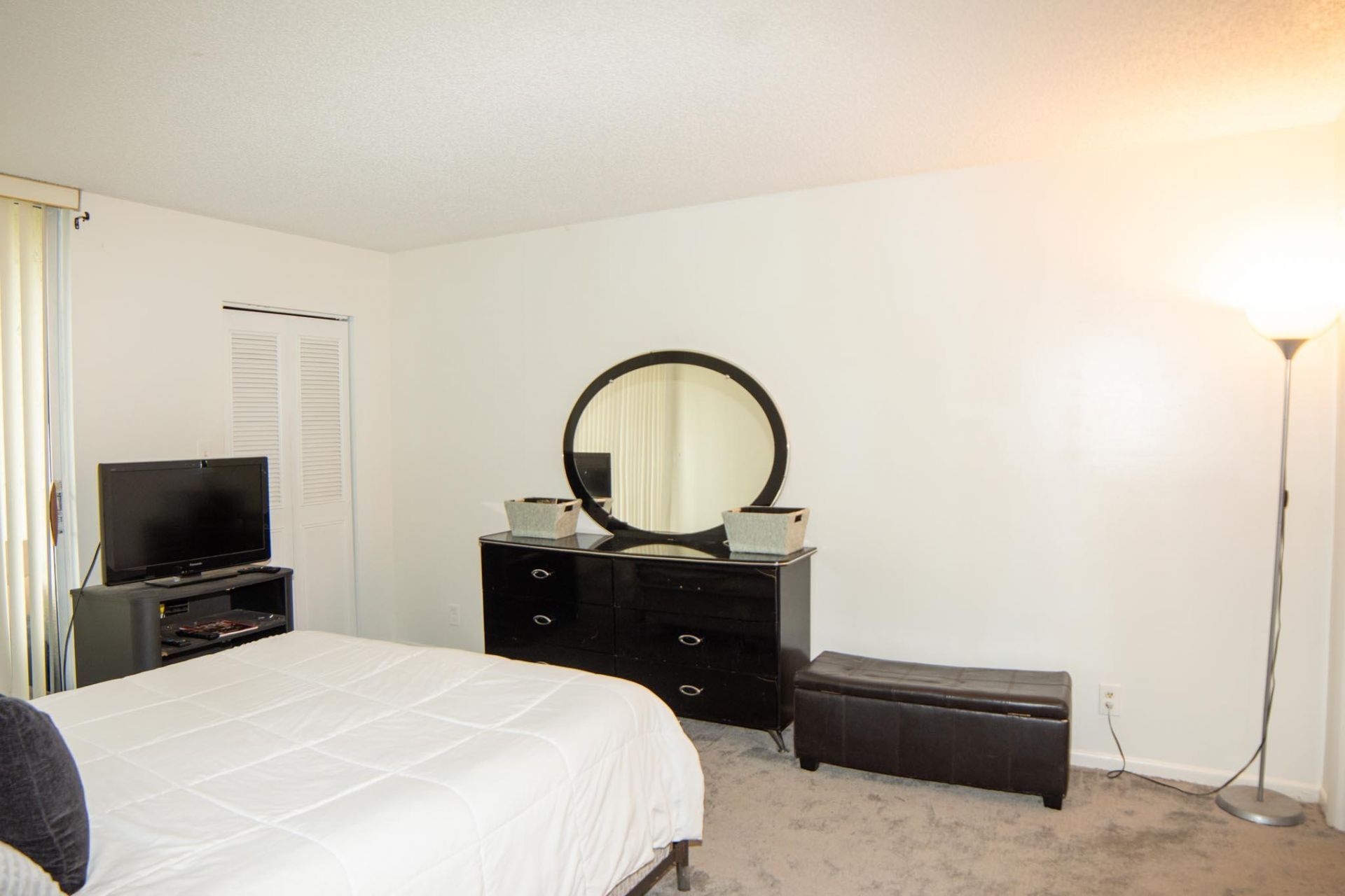 3301 NW 47th Terrace, Unit 403, Lauderdale Lakes, FL 33319 Photo