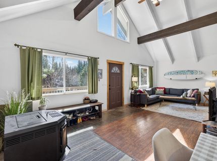 10220 Columbine Road, Truckee, CA 96161 Photo