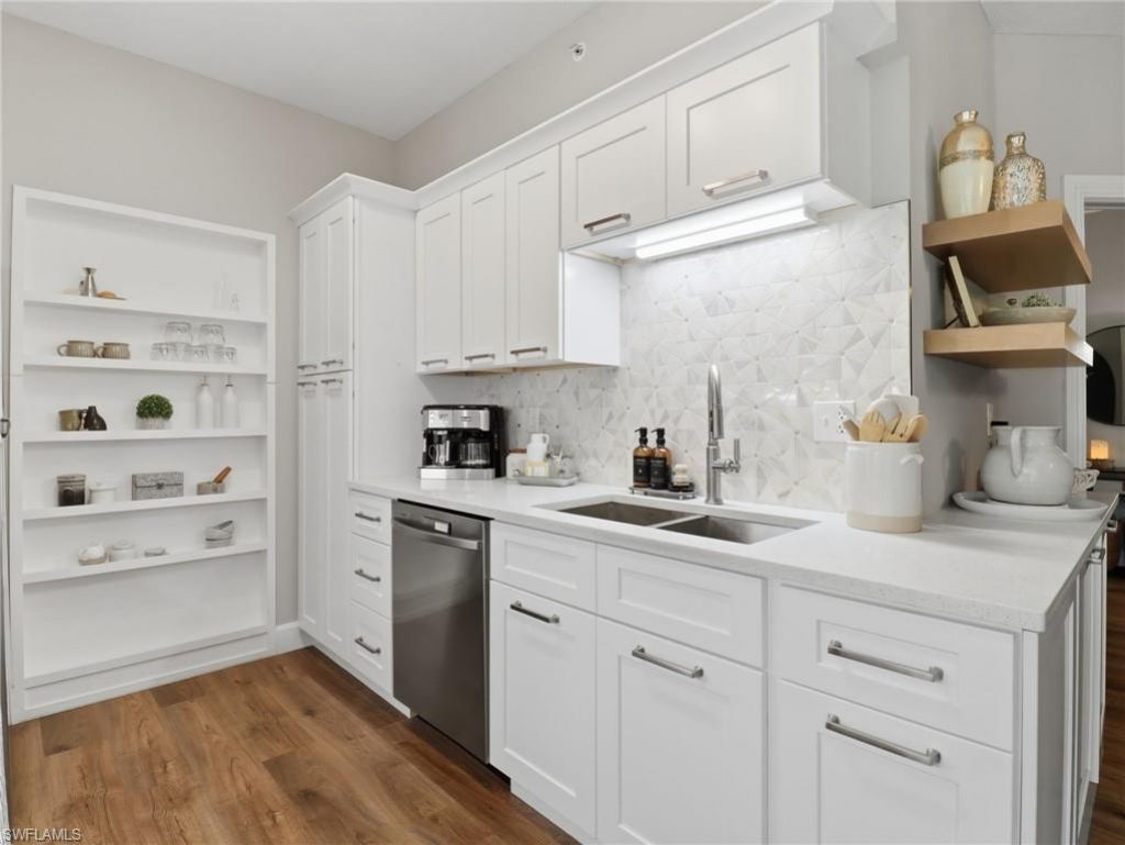 88 Silver Oaks Cir, Unit 4-101, Naples, FL 34119 Photo