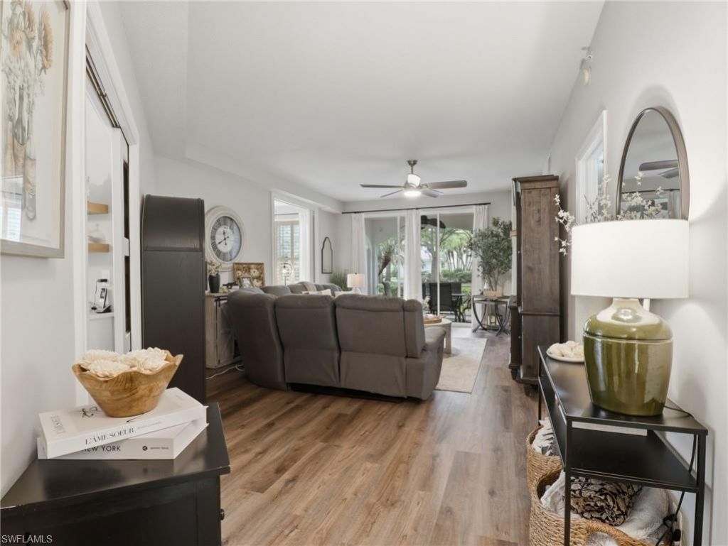 88 Silver Oaks Cir, Unit 4-101, Naples, FL 34119 Photo