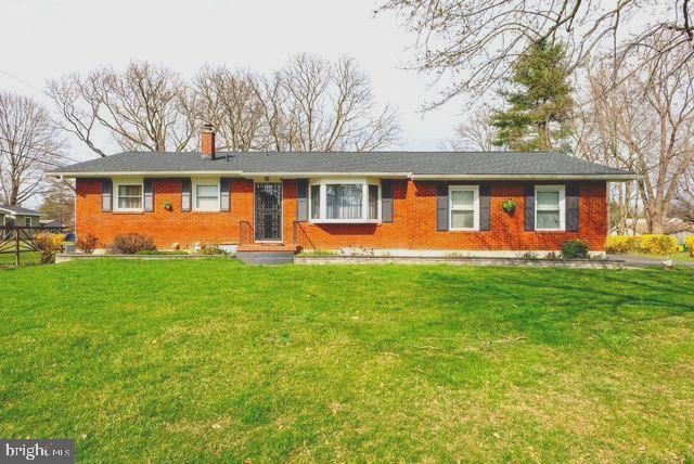 303 Wooddale Avenue, New Castle, DE 19720 Main Photo