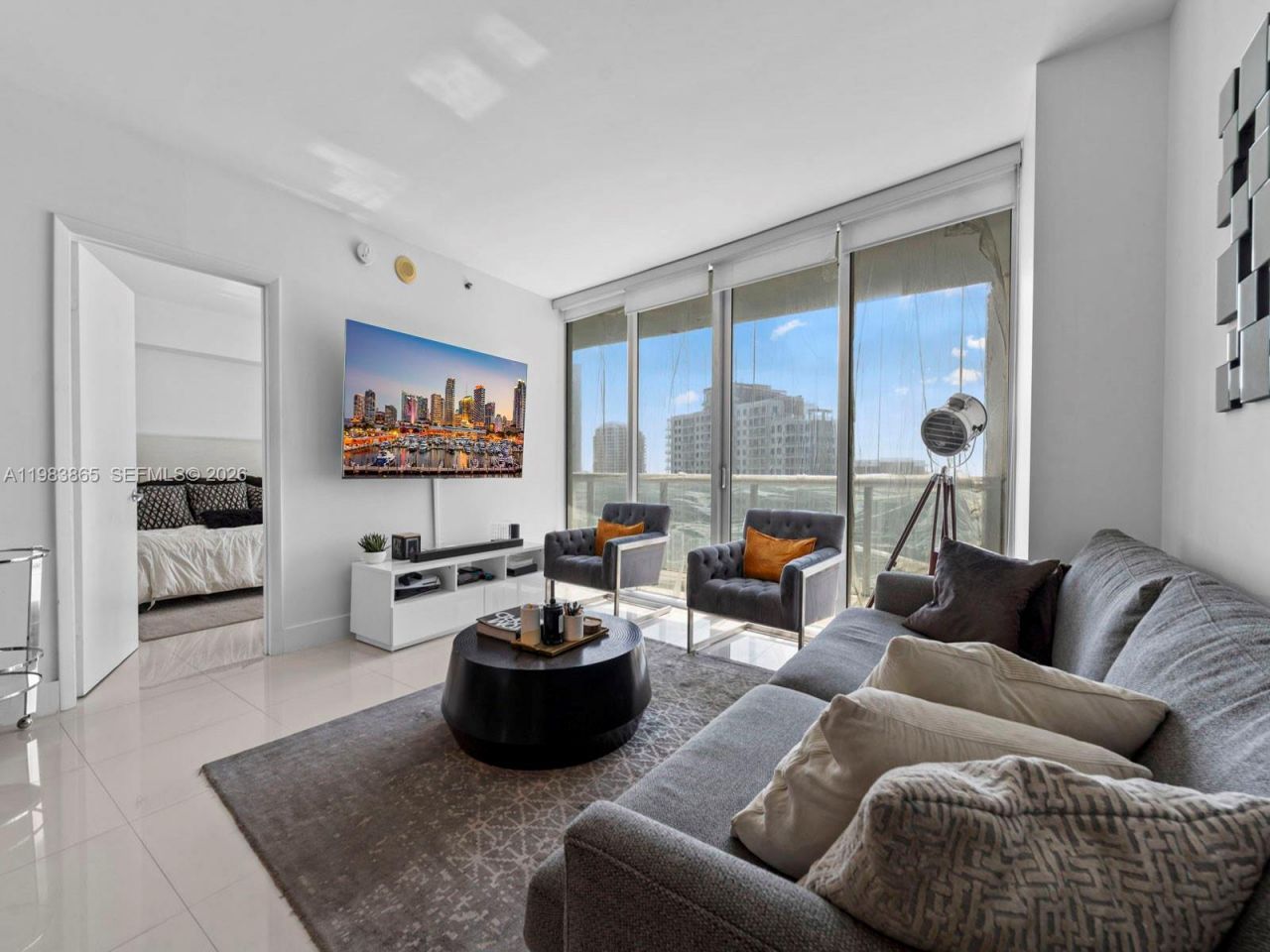 Please Call For Address, Unit 2507, Miami, FL 33131 Photo