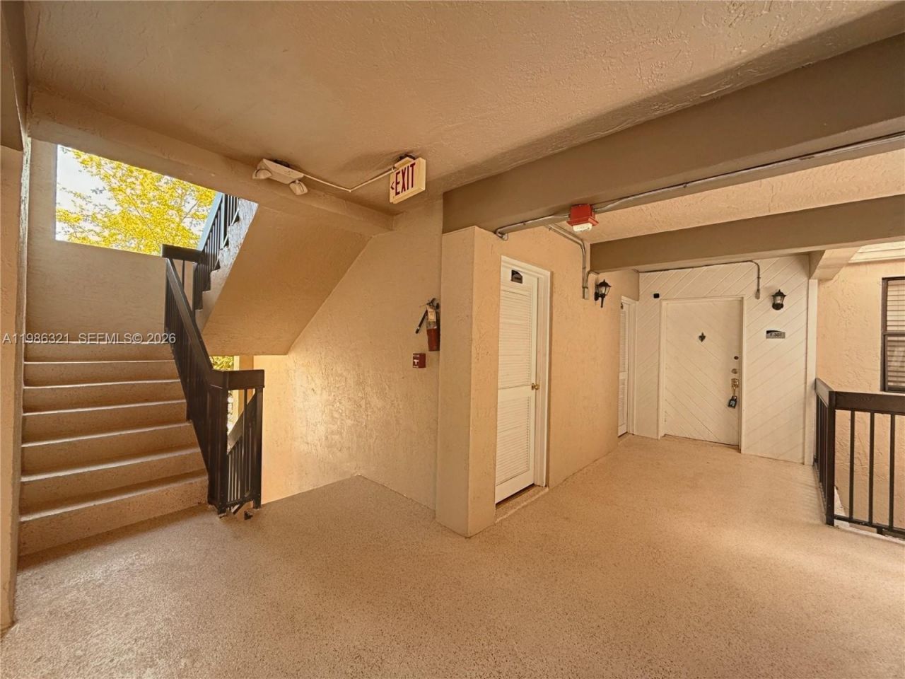 511 Ives Dairy Rd , Unit 301-6, Miami, FL 33179 Photo