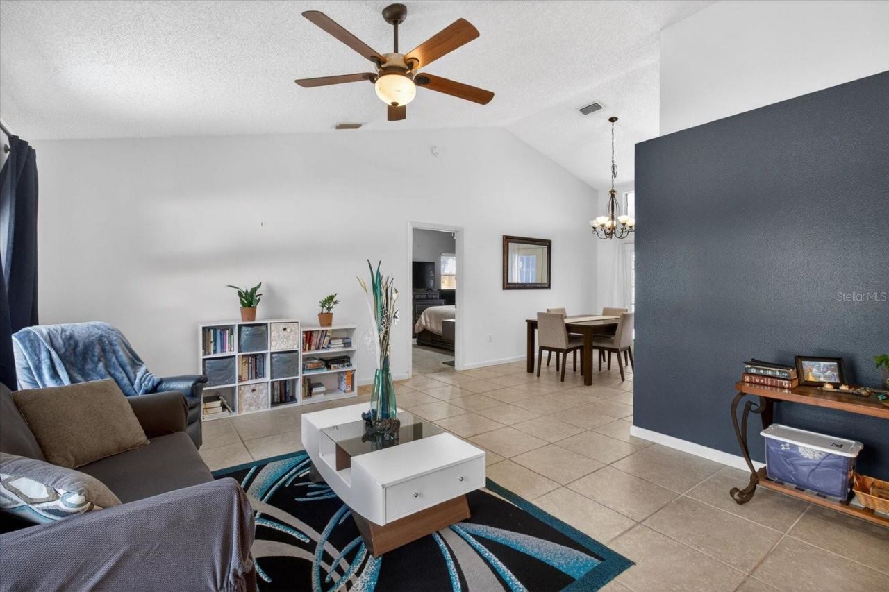 4644 Hamlets Grove Drive, Sarasota, FL 34235 Photo