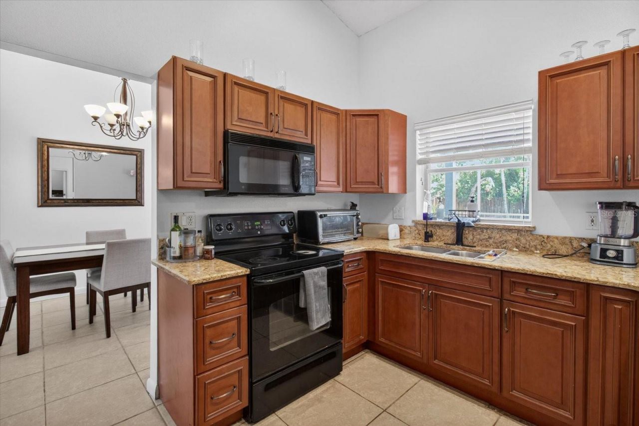 4644 Hamlets Grove Drive, Sarasota, FL 34235 Photo