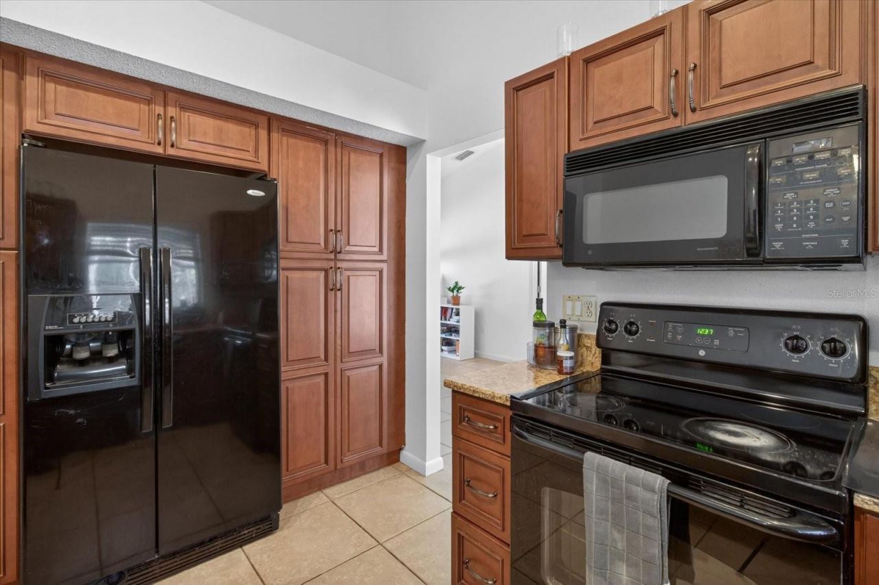 4644 Hamlets Grove Drive, Sarasota, FL 34235 Photo