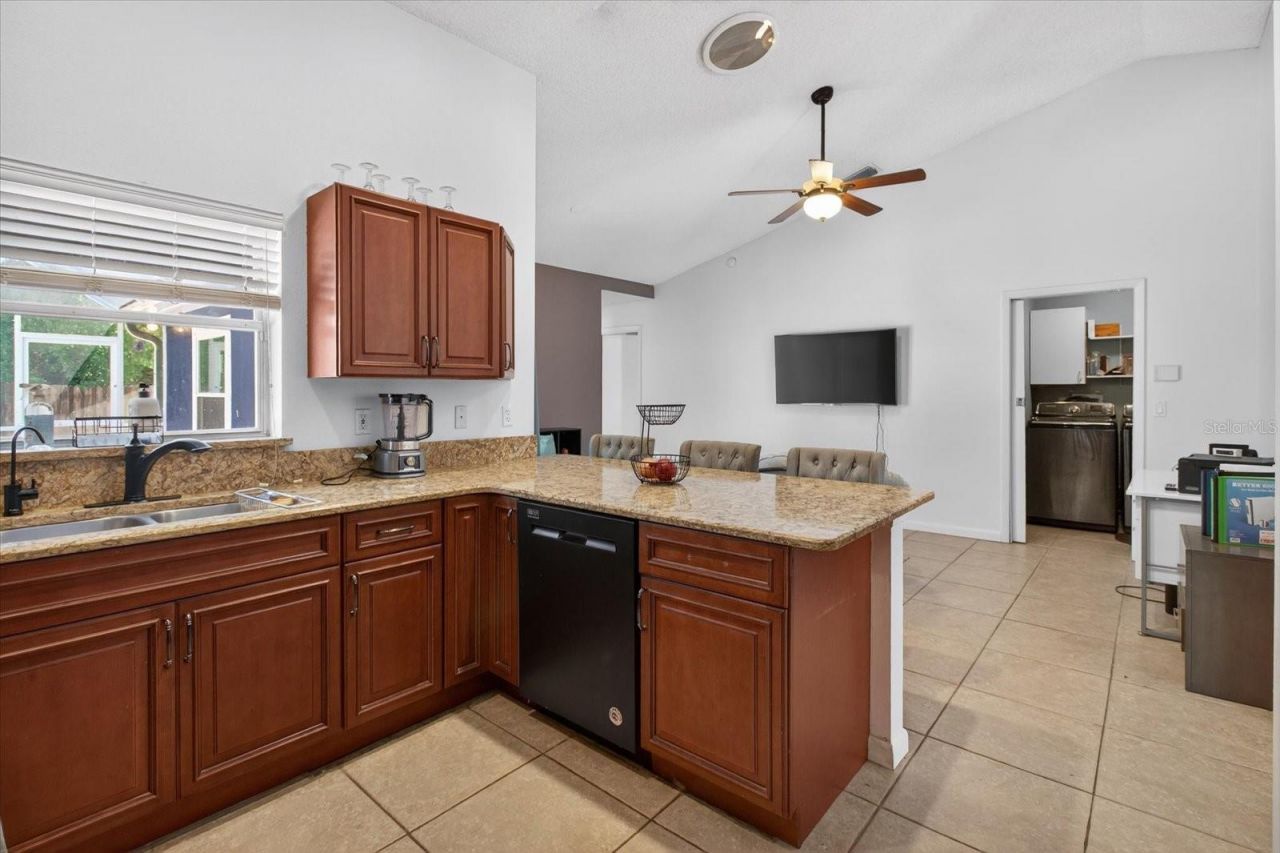 4644 Hamlets Grove Drive, Sarasota, FL 34235 Photo