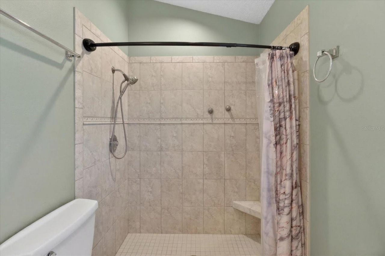 4644 Hamlets Grove Drive, Sarasota, FL 34235 Photo