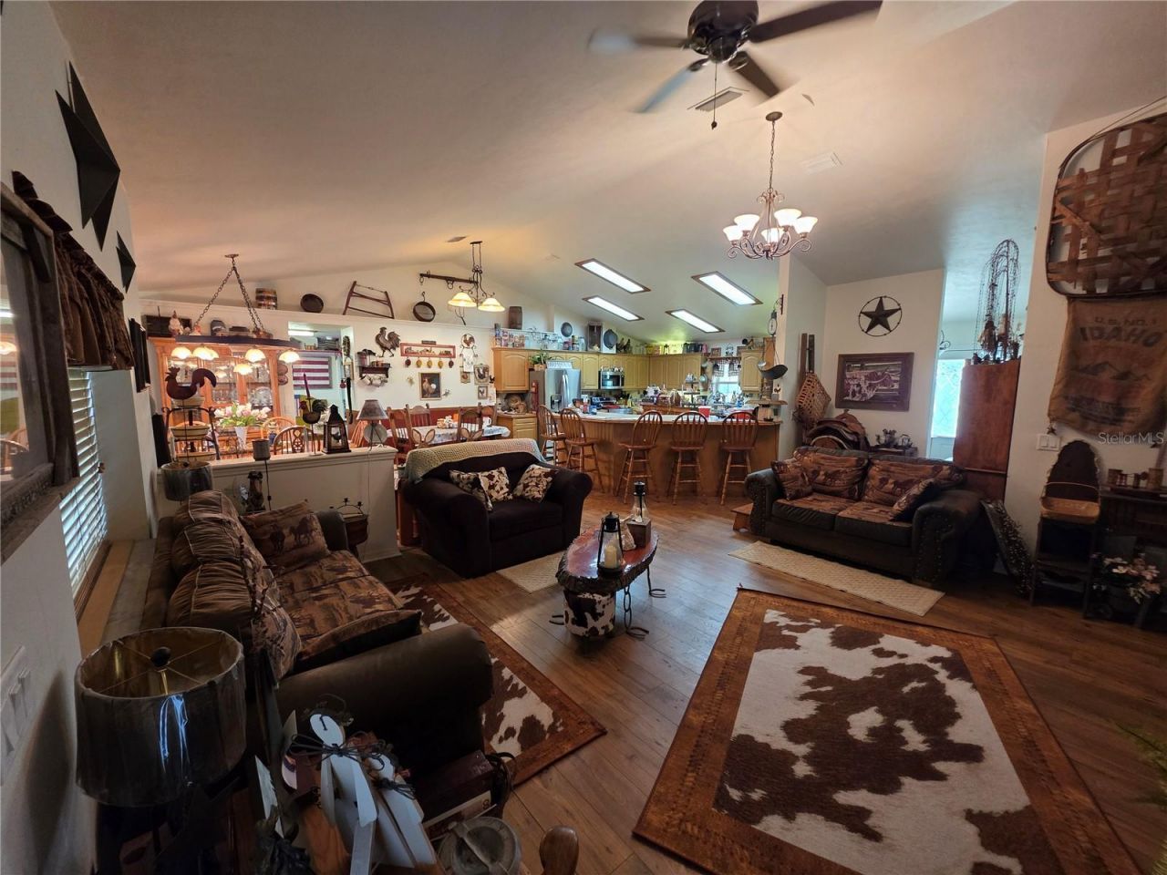 19355 SW 25th Place, Dunnellon, FL 34431 Photo