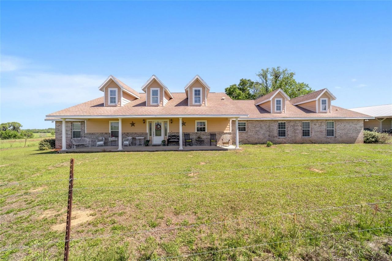 19355 SW 25th Place, Dunnellon, FL 34431 Photo