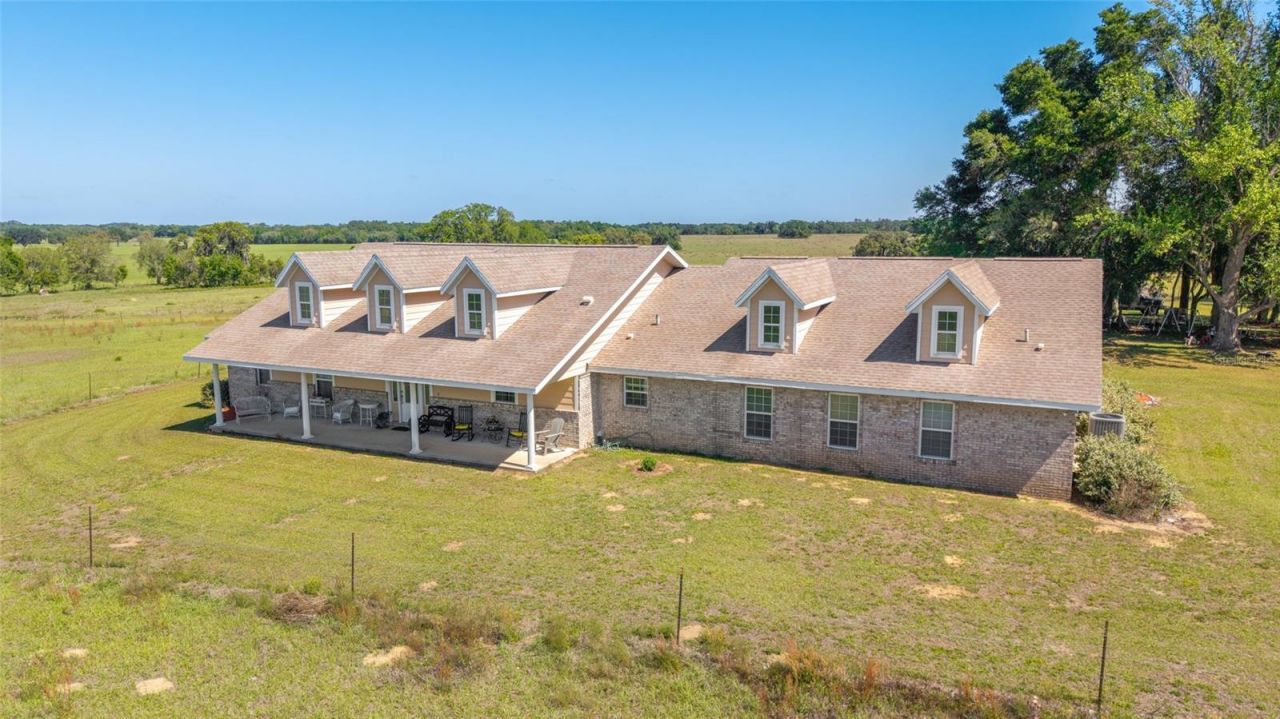 19355 SW 25th Place, Dunnellon, FL 34431 Photo