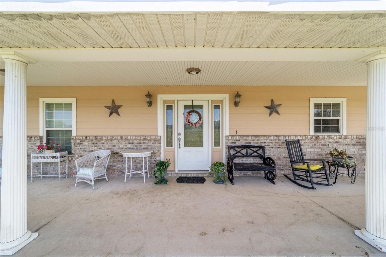 19355 SW 25th Place, Dunnellon, FL 34431 Photo