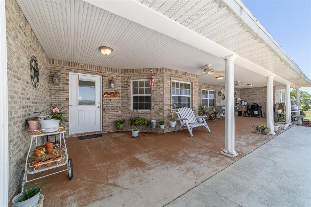 19355 SW 25th Place, Dunnellon, FL 34431 Photo