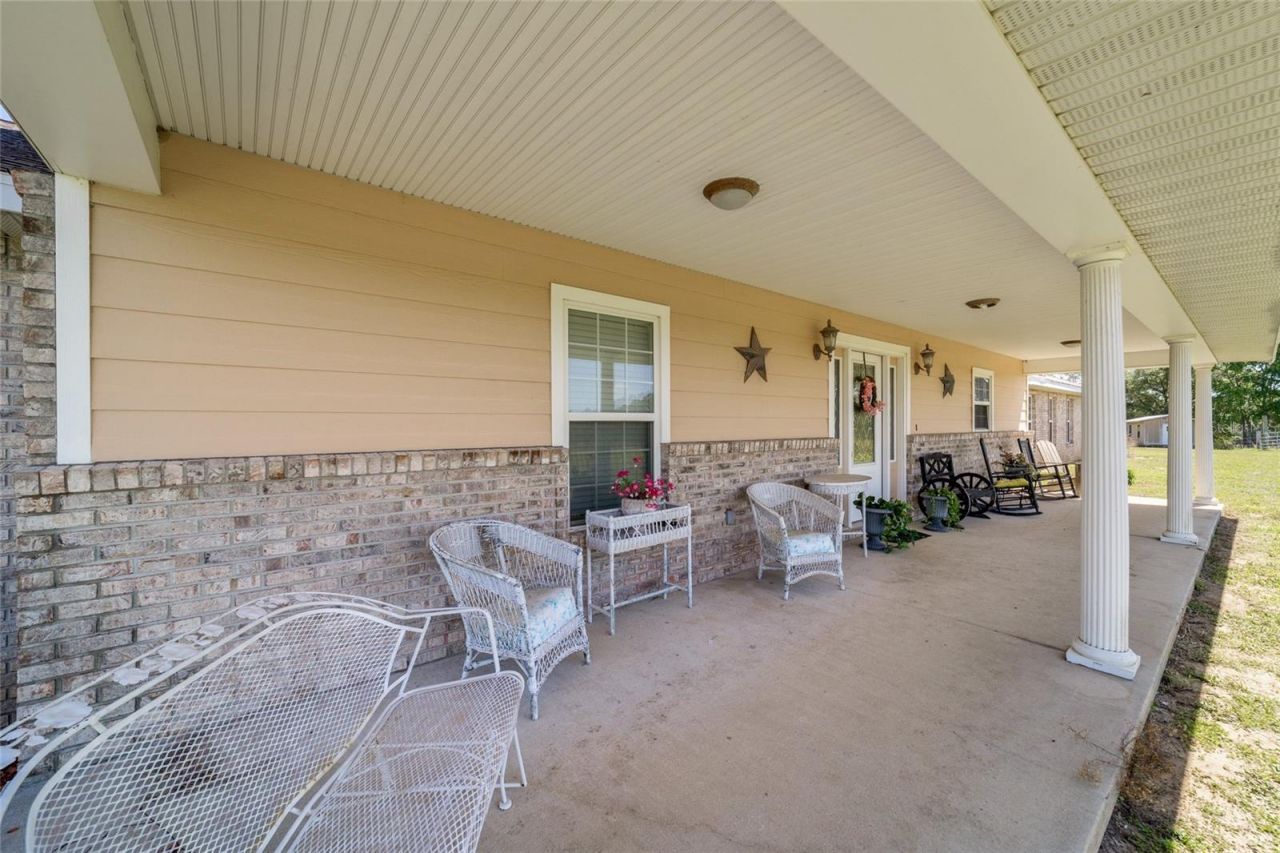 19355 SW 25th Place, Dunnellon, FL 34431 Photo