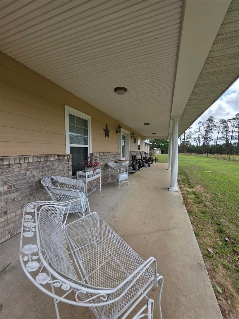 19355 SW 25th Place, Dunnellon, FL 34431 Photo