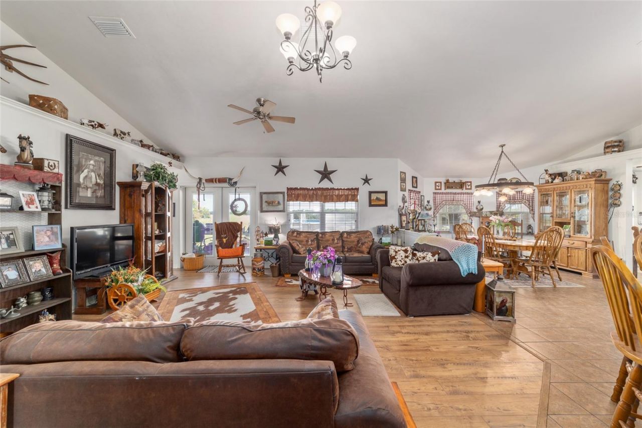 19355 SW 25th Place, Dunnellon, FL 34431 Photo