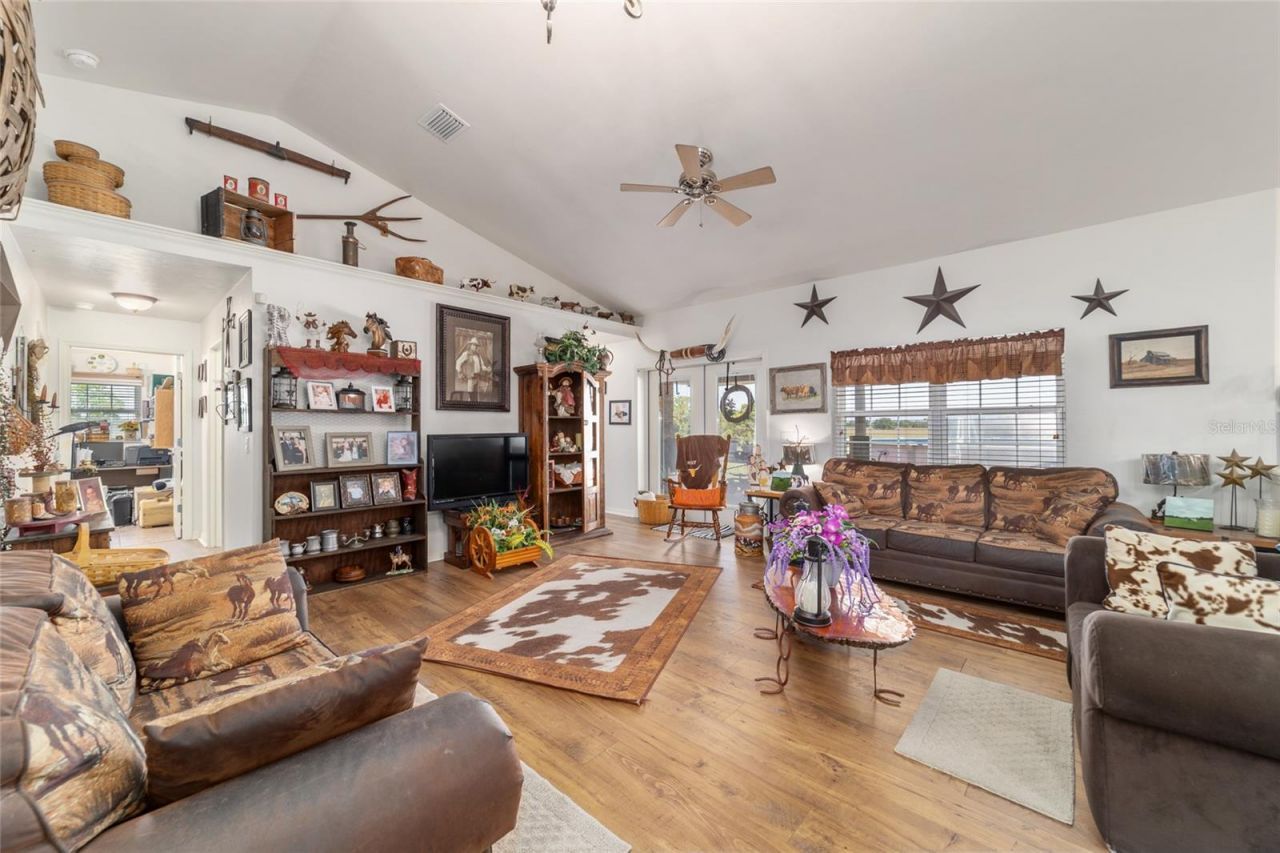 19355 SW 25th Place, Dunnellon, FL 34431 Photo