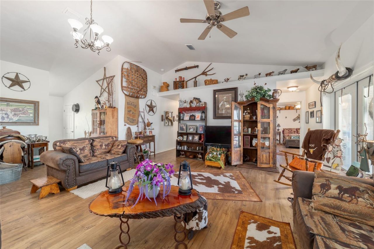 19355 SW 25th Place, Dunnellon, FL 34431 Photo