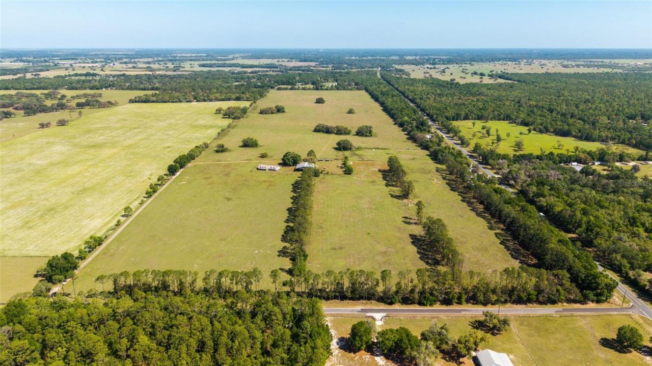 19355 SW 25th Place, Dunnellon, FL 34431 Photo