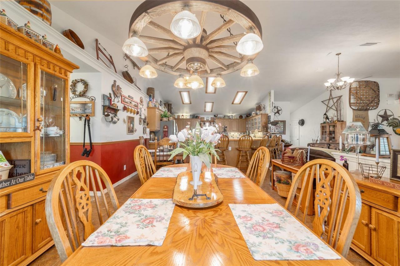 19355 SW 25th Place, Dunnellon, FL 34431 Photo