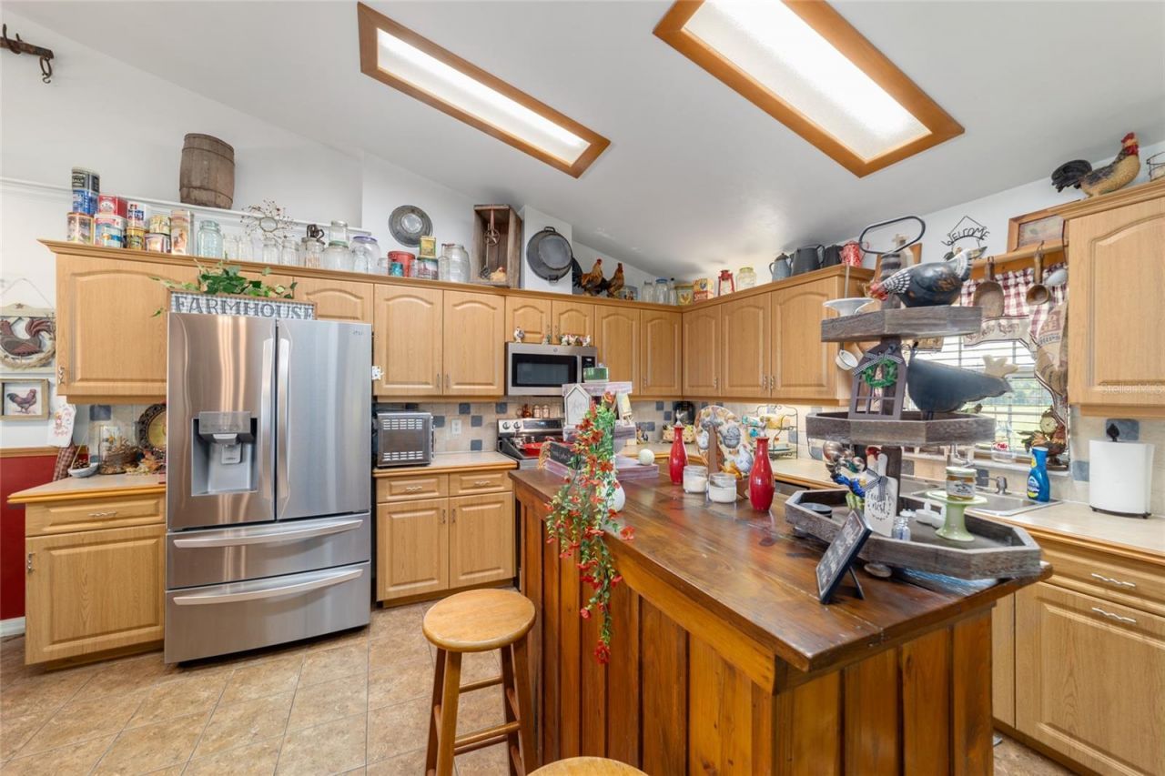 19355 SW 25th Place, Dunnellon, FL 34431 Photo