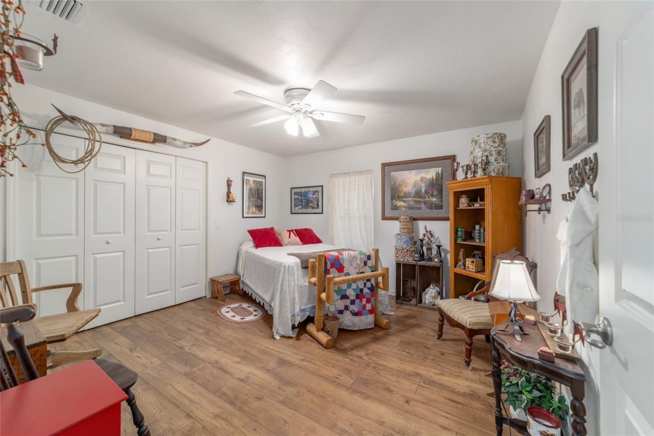 19355 SW 25th Place, Dunnellon, FL 34431 Photo