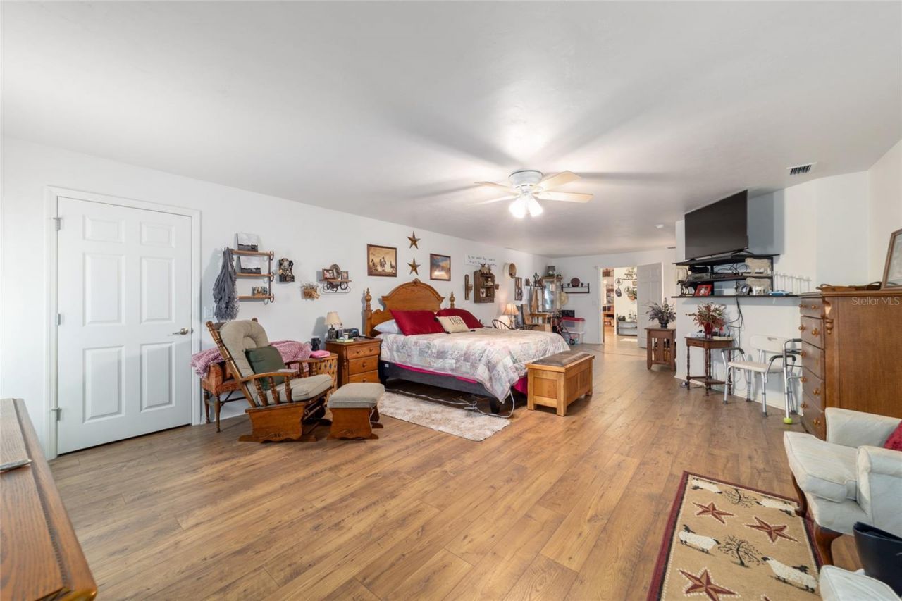 19355 SW 25th Place, Dunnellon, FL 34431 Photo