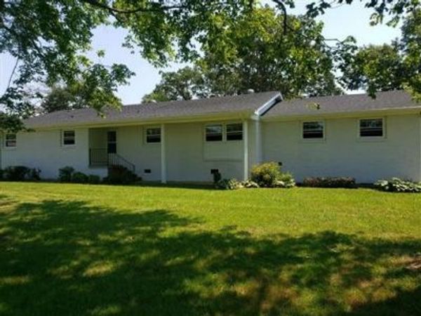 1707 McArthur St , Manchester, TN 37355