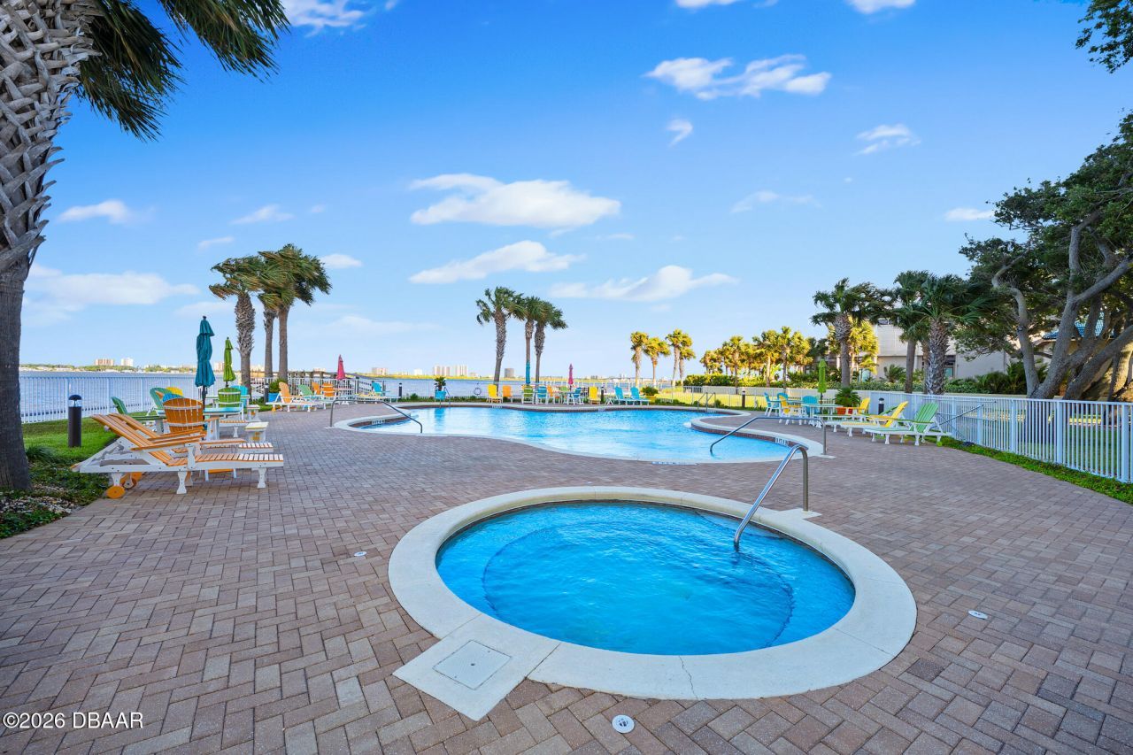 2801 S Ridgewood Avenue, Unit 712, South Daytona, FL 32119 Photo