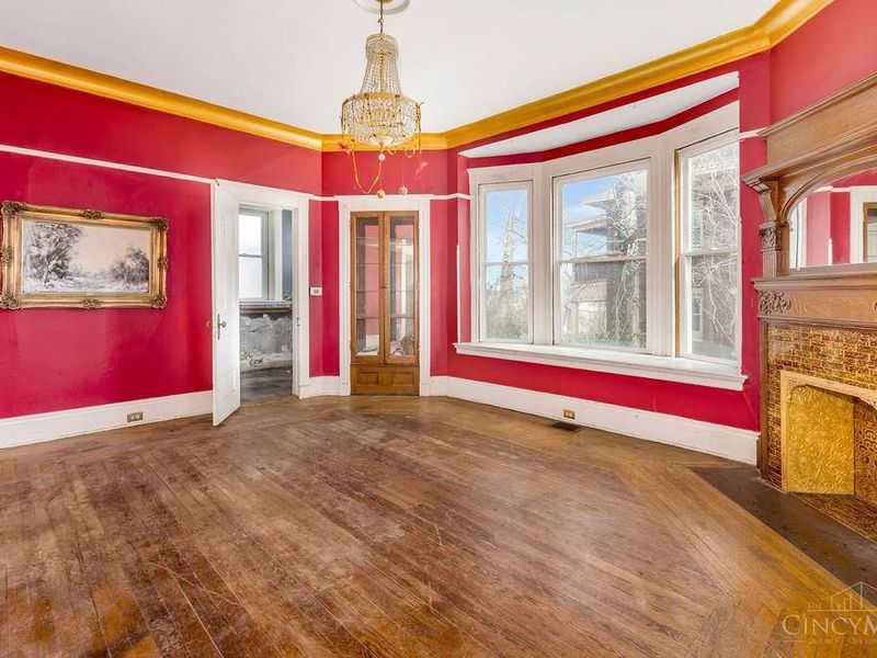 990 Burton Avenue, Cincinnati, OH 45229 Photo 11