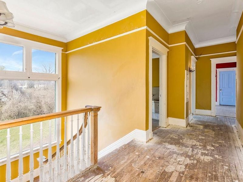 990 Burton Avenue, Cincinnati, OH 45229 Photo 19