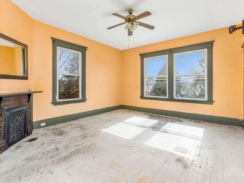 990 Burton Avenue, Cincinnati, OH 45229 Photo 21