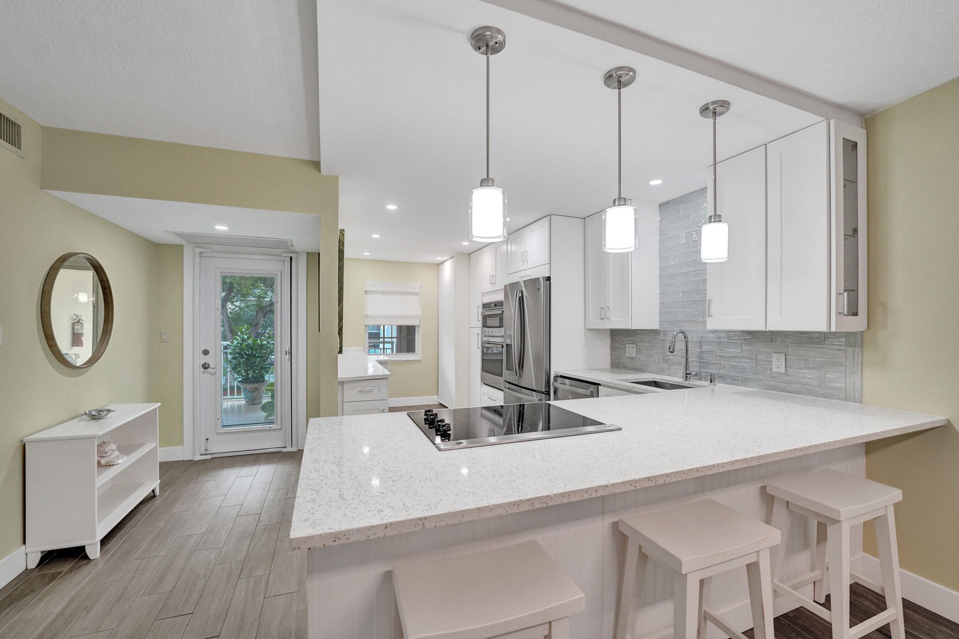 3145 NE 48th Court, Unit 215, Lighthouse Point, FL 33064 Photo