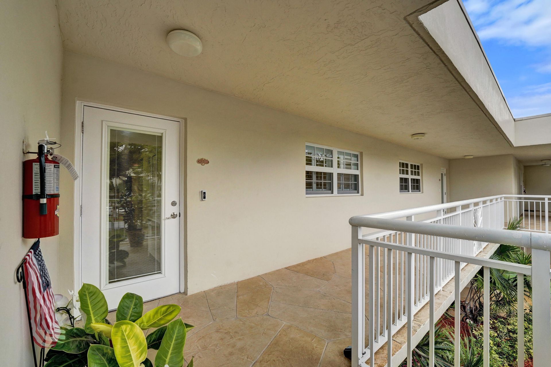 3145 NE 48th Court, Unit 215, Lighthouse Point, FL 33064 Photo