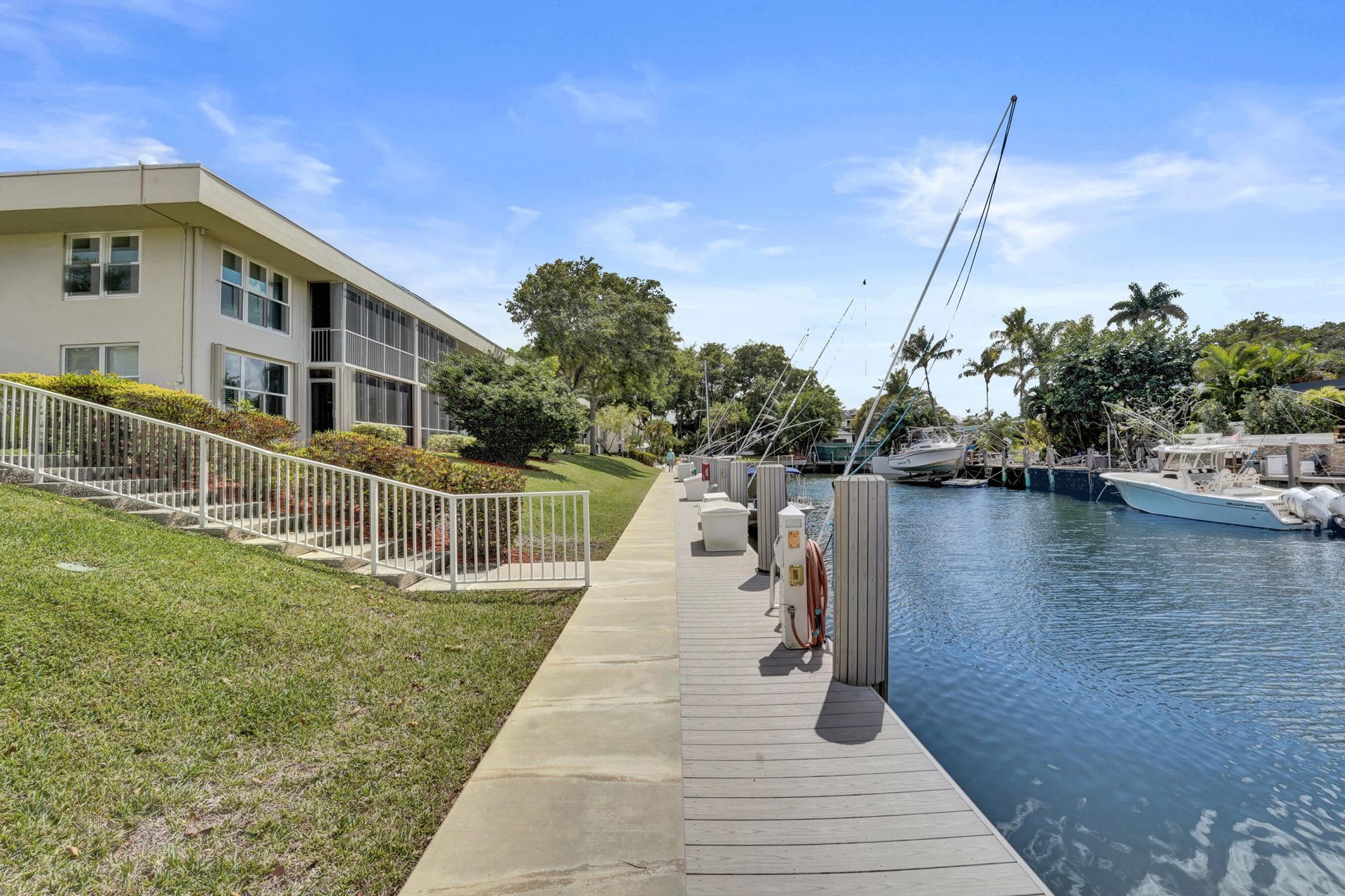 3145 NE 48th Court, Unit 215, Lighthouse Point, FL 33064 Photo