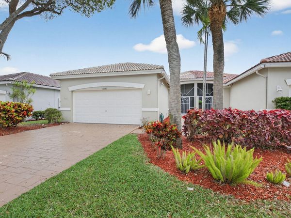 10585 Royal Caribbean Circle, Boynton Beach, FL 33437