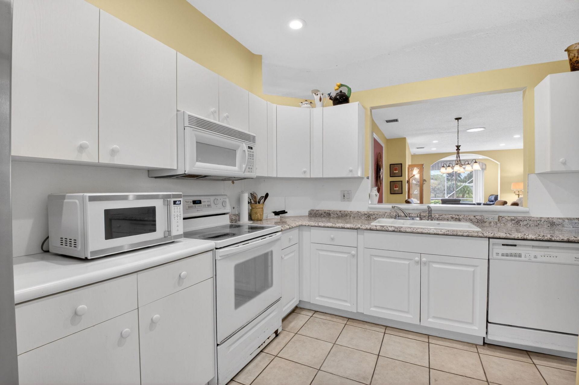10585 Royal Caribbean Circle, Boynton Beach, FL 33437 Photo