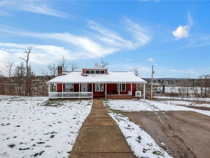 145 Valley Gem Drive, Zanesville, OH 43701 Photo 2