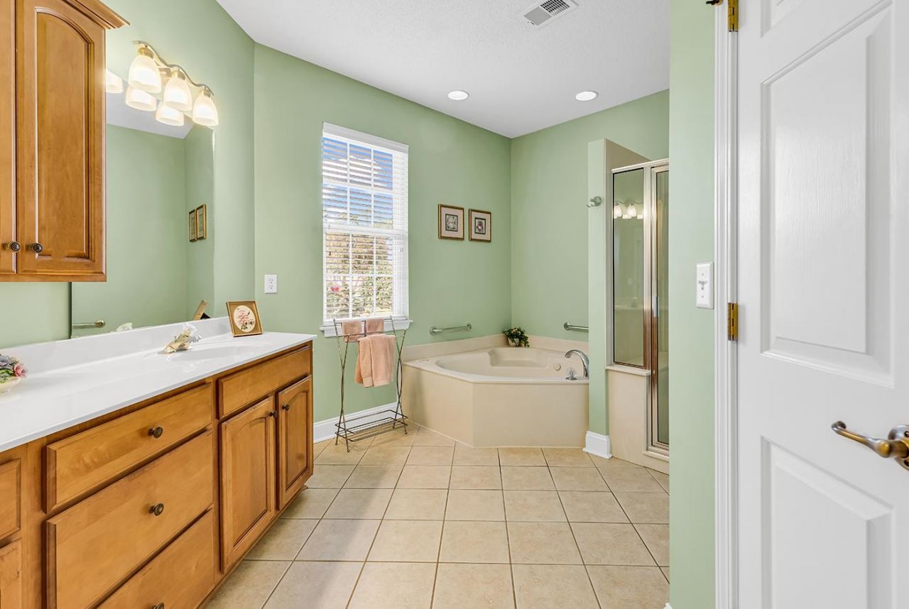 606 Trawler Bay Ct. Photo 13