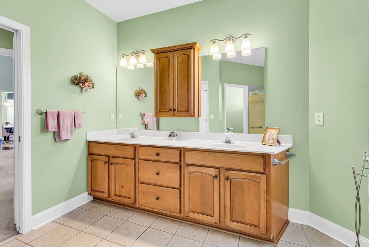 606 Trawler Bay Ct. Photo 14